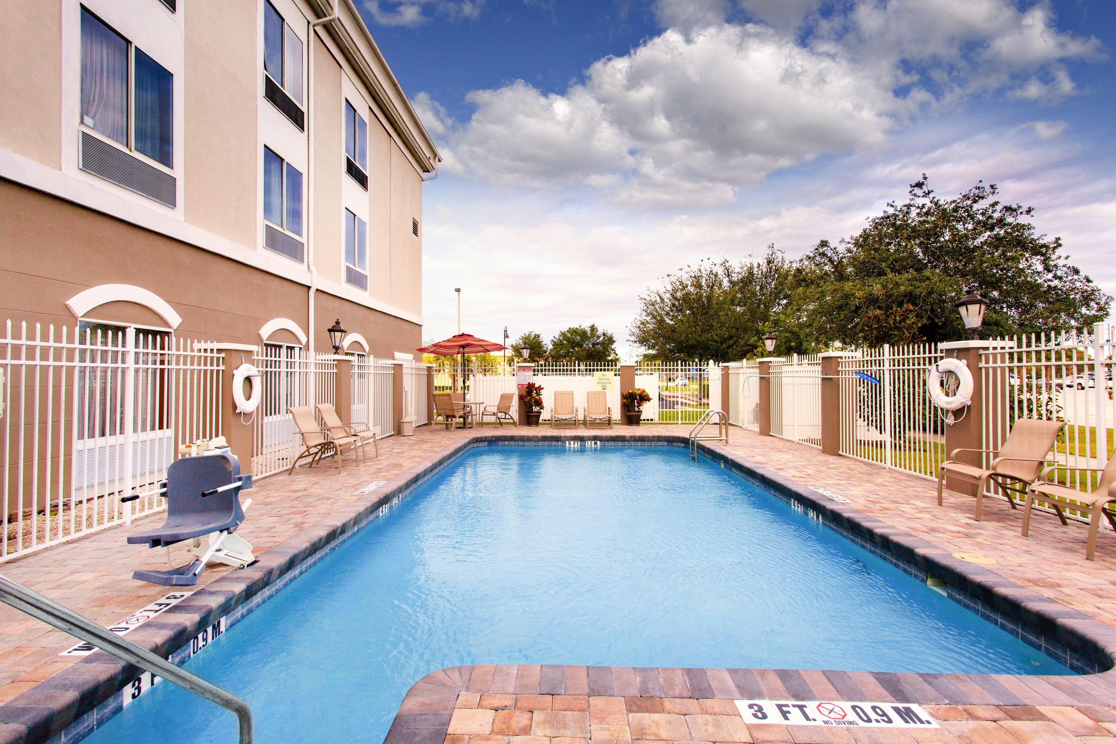Holiday Inn Express Lake Wales North-Winter Haven By Ihg Waverly Exterior photo